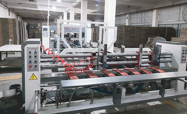 高速糊(hu)釘箱一體(tǐ)機